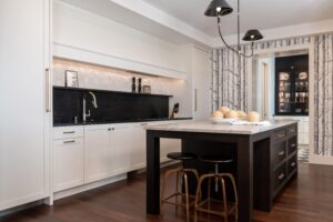 Quartzite island installation in St. Louis kitchen